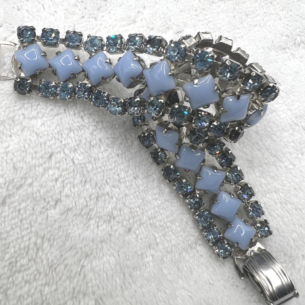 Vintage Rhinestone Bracelet Blue Milk Glass 7"